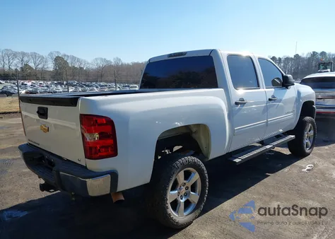 2013 Chevrolet Silverado 1500 Lt from USA, damaged, VIN 3GCPCSE06DG148035